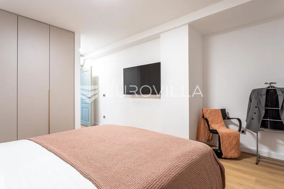 kaštel sućurac, novoizgrađena vila s bazenom i panoramskim pogledom na more - slika 11