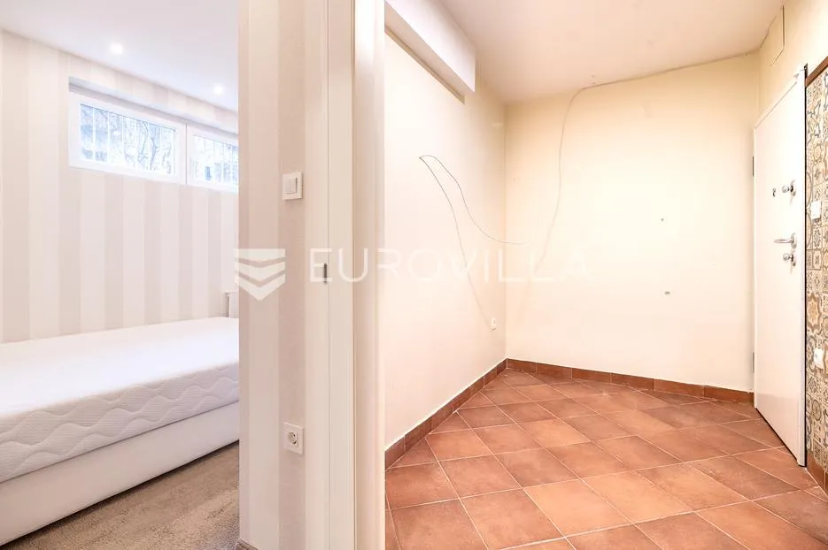 zagreb, gornji bukovac, peterosoban stan s vrtom i saunom 173 m² - slika 10