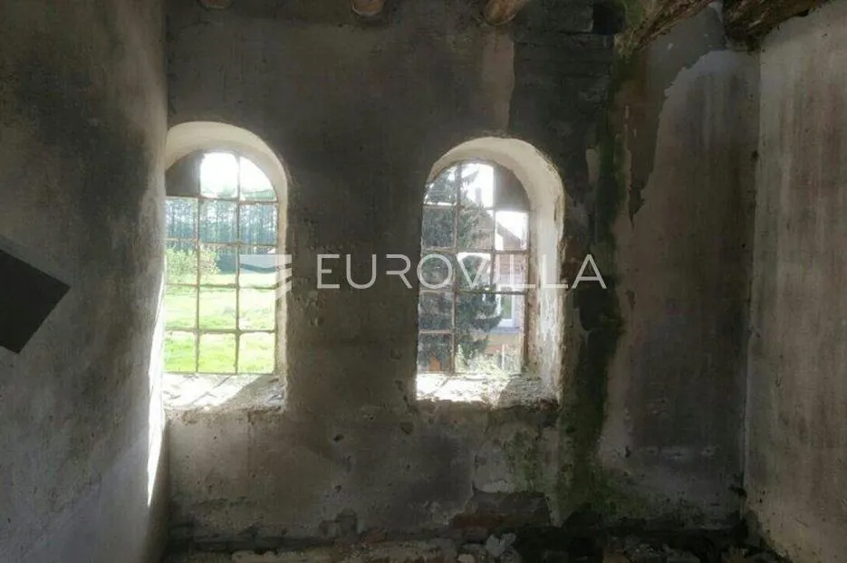 osijek, bilje, prodajemo stari mlin površine 850 m2. - slika 12