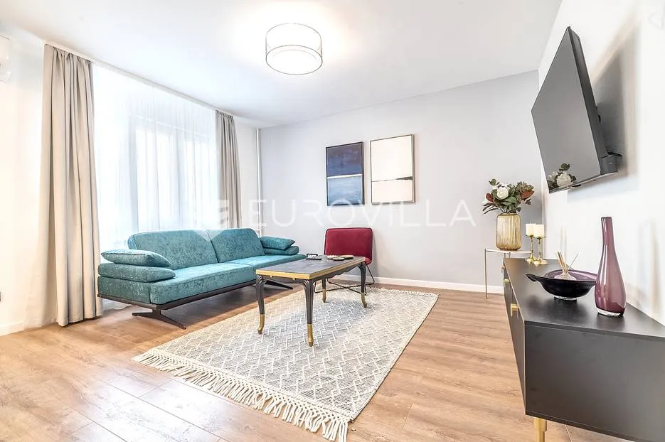zagreb, medveščak moderan trosoban stan 75 m² - slika 2
