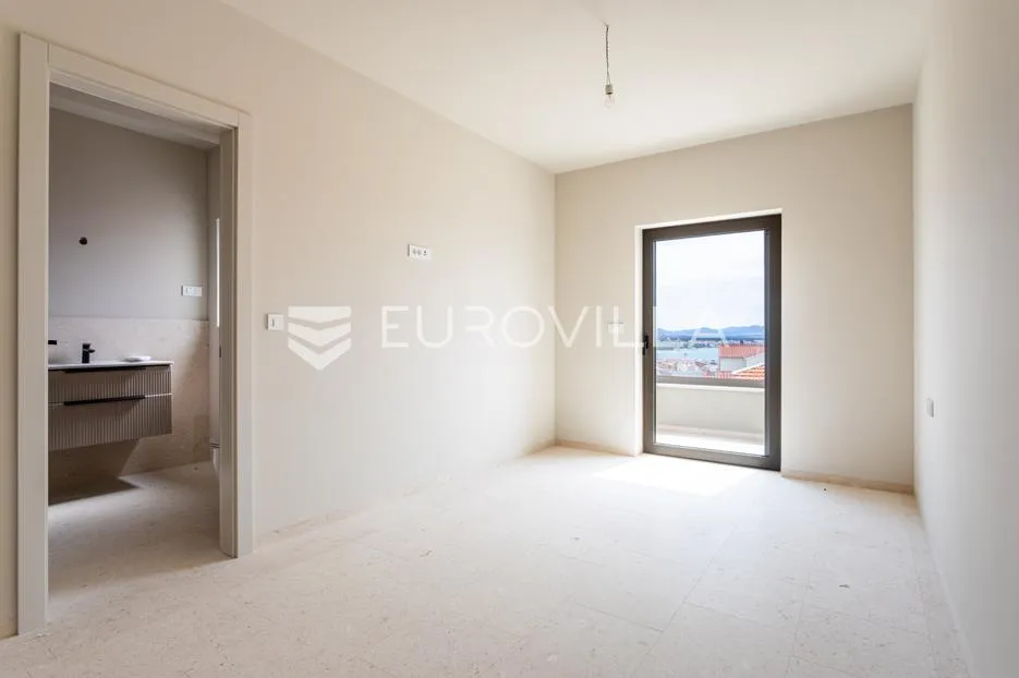 vodice, novogradnja, moderan trosoban stan s pogledom na more, 120,89 m², s5 - slika 11