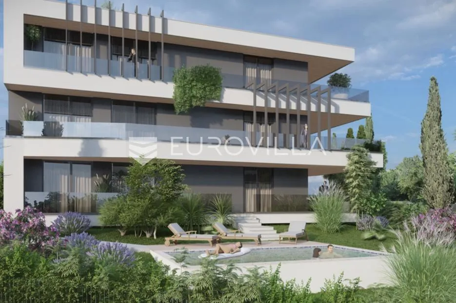 istra, rovinj, luksuzan stan na prvom katu s tri spavaće sobe s pogledom na more, blizina centra - slika 8