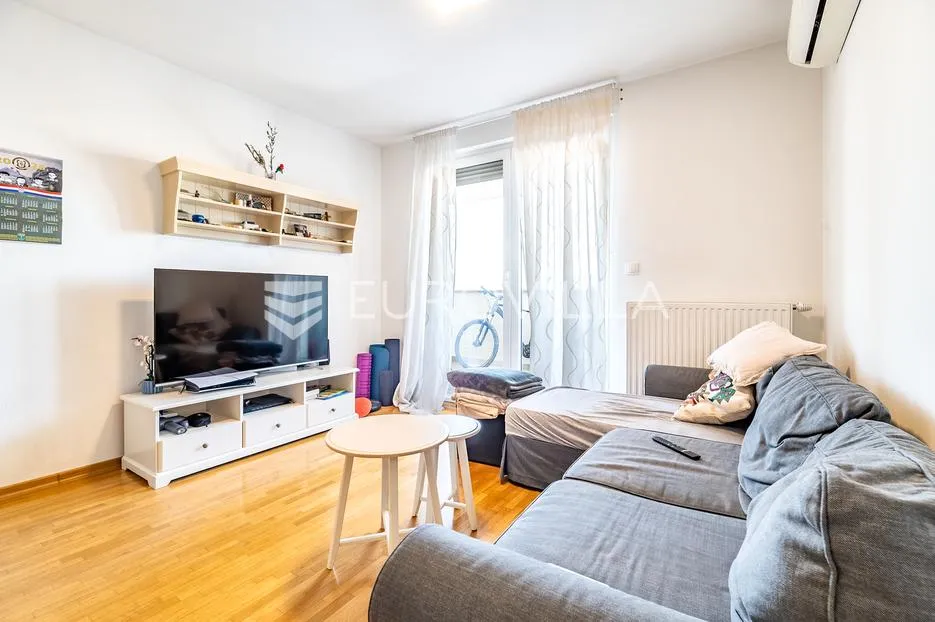 Zagreb, Trešnjevka, Vitezevićeva, dvosoban stan 57 m², garažno parkirno mjesto