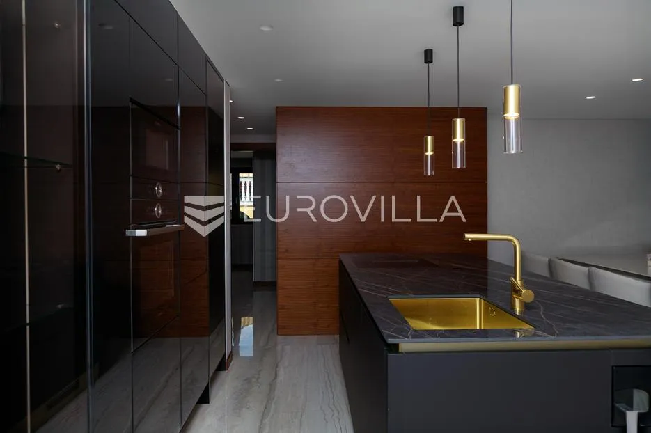 malinska dubašnica, 152,57 m² trosobni luksuzan stan s boravkom i bazenom - slika 8
