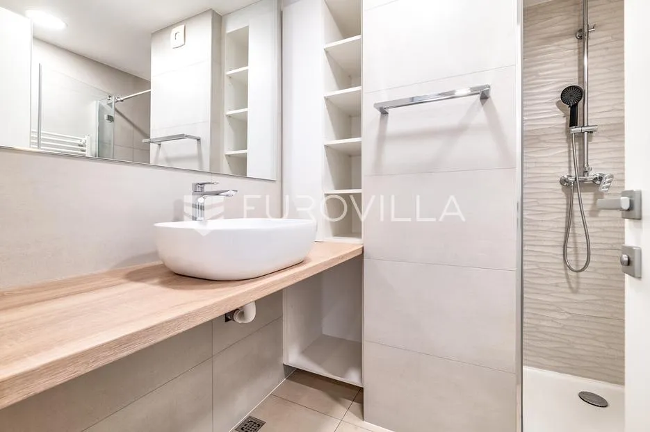 zagreb, jarun, atraktivan dvosoban stan s loggiom 39 m² - slika 6