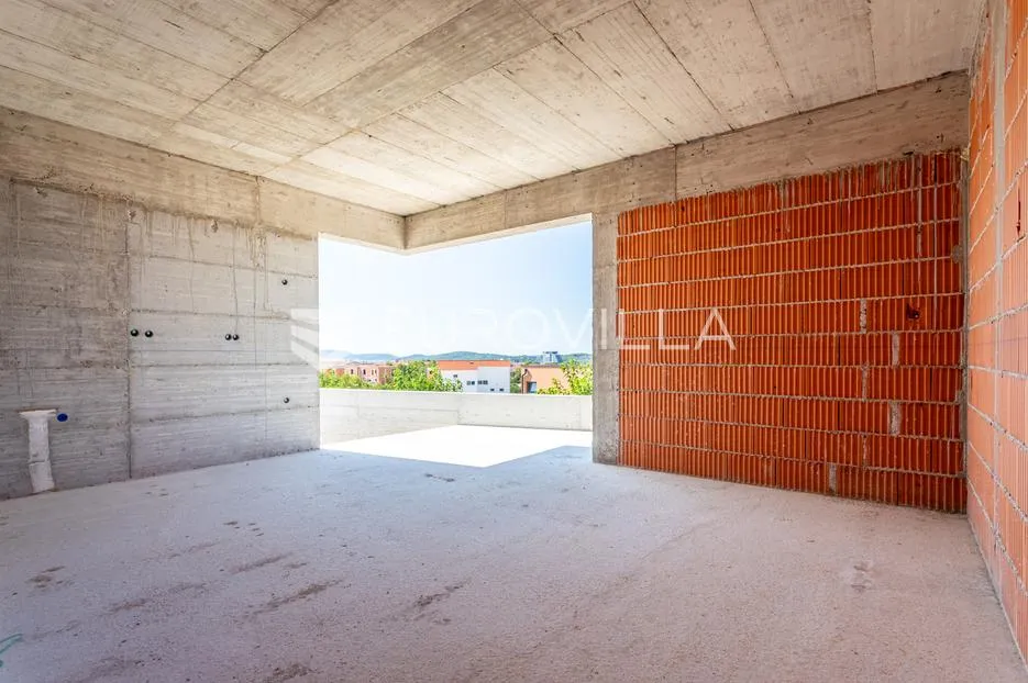 vodice, prekrasna i prostrana vila s bazenom, 730,25 m² - slika 22