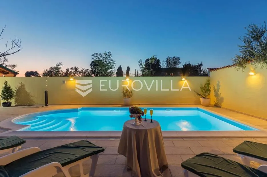 vodnjan, villa na mirnoj lokaciji s bazenom i vrtom - slika 7