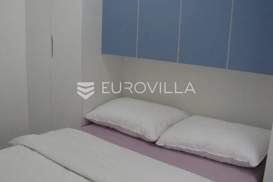 kruševo, crna punta, prekrasna kuća prvi red do mora s tri stambene jedinice - slika 17