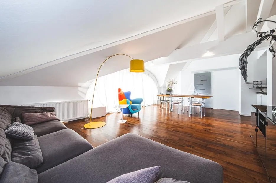 zagreb, trešnjevka, prekrasan trosoban stan 120 m² - slika 2