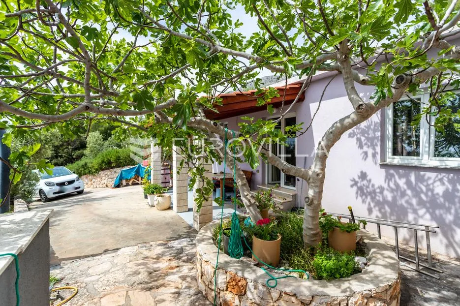 hvar, prekrasna nekretnina na južnoj strani otoka s otvorenim pogledom na more - slika 7