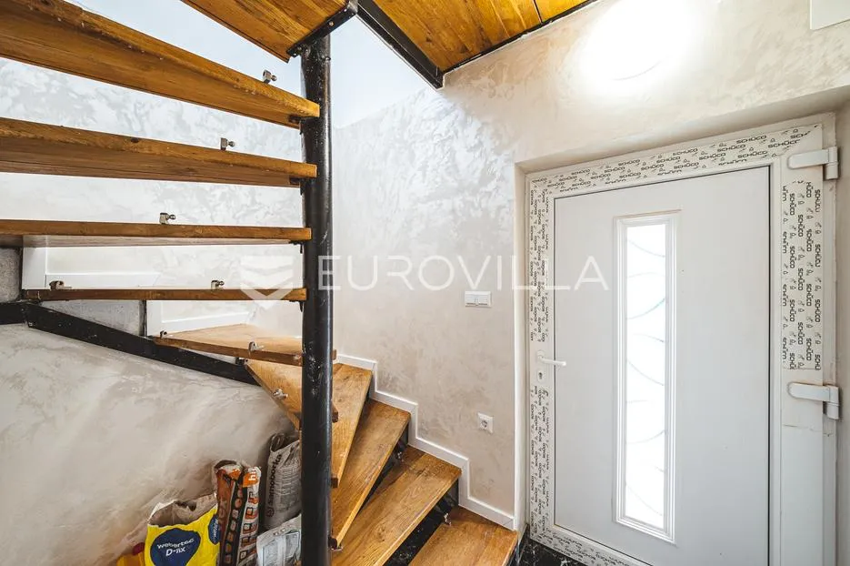dubrava, zgrada s četiri stambene jedinice 339,17 m², podruma i šest parkirnih mjesta - slika 21