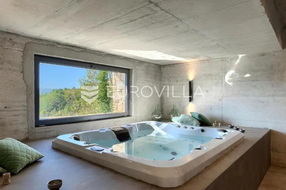 istra, motovun, luksuzna dizajnerska vila s infinity bazenom i panoramskim pogledom - slika 31