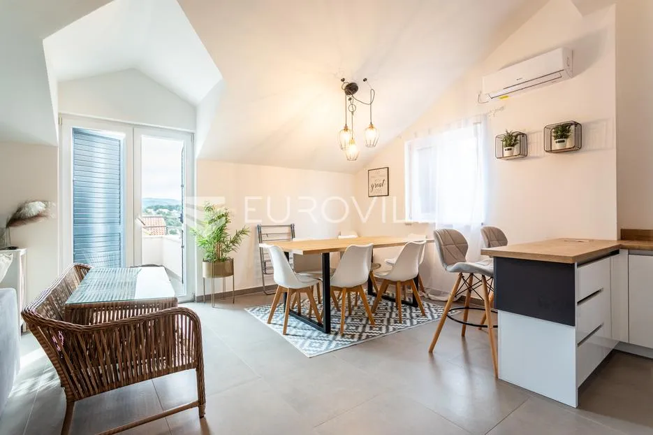 milna, uvala osibova, kuća s bazenom i pogledom na more ukupne površine 318 m² - slika 4