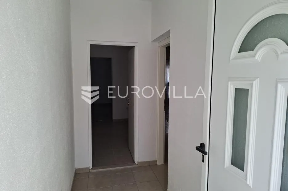 hvar, dva stana, ukupno 122,46 m² - slika 8