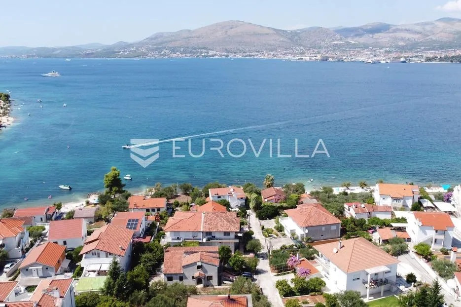 čiovo, trosoban penthouse s krovnom terasom dva garažna i dva vanjska parkirna mjesta - slika 8