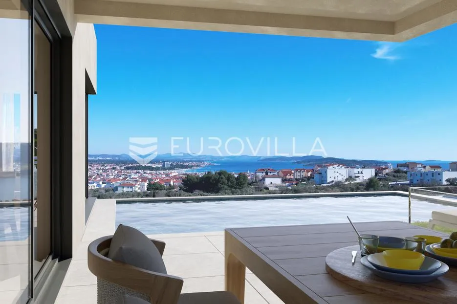 vodice, luksuzna dvojna vila s bazenom i pogledom na more i grad - slika 3