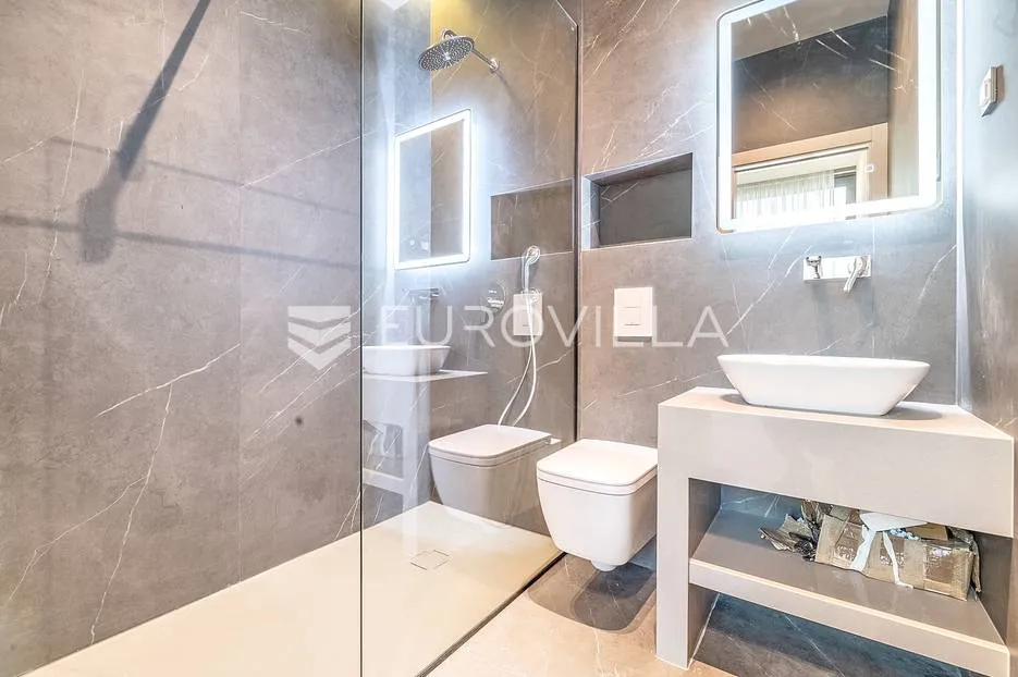 zagreb, jelenovac luksuzan četverosoban penthouse novogradnja - slika 14
