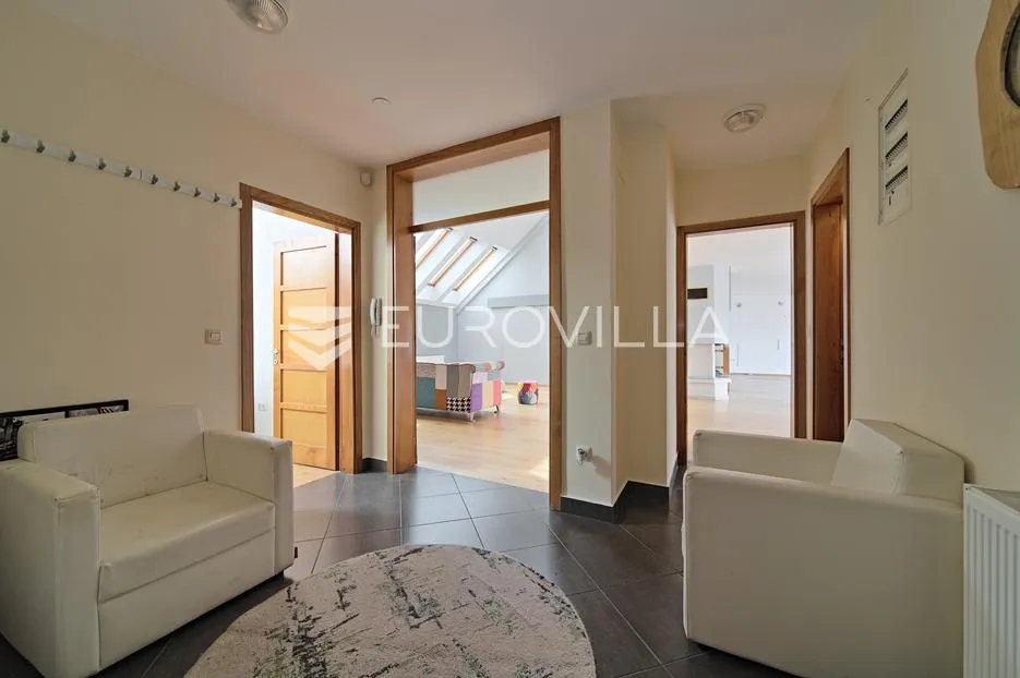 osijek, gornji grad, najam, dvoetažni stan uredi 243 m² zatvorenog prostora - slika 11