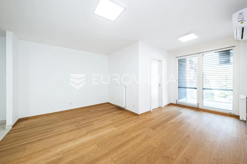 zagreb, črnomerec, odličan poslovni prostor nkp 66 m2 + gpm - slika 3