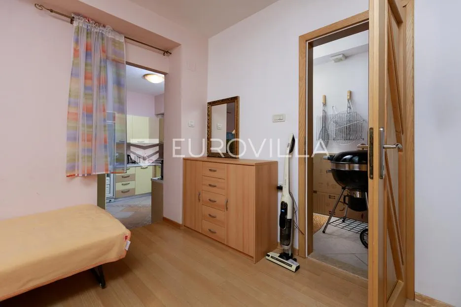 opatija, centar, dvoetažan stan 147 m², vrt, pogled na more - slika 23