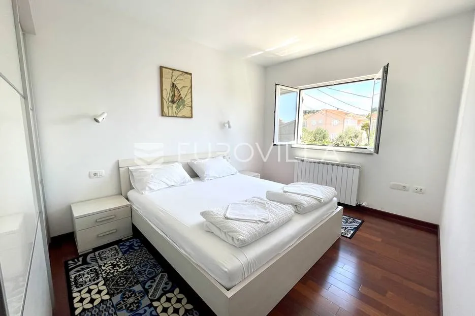 otok rab, barbat, trosoban stan na 1. katu veličine 102 m² - slika 7