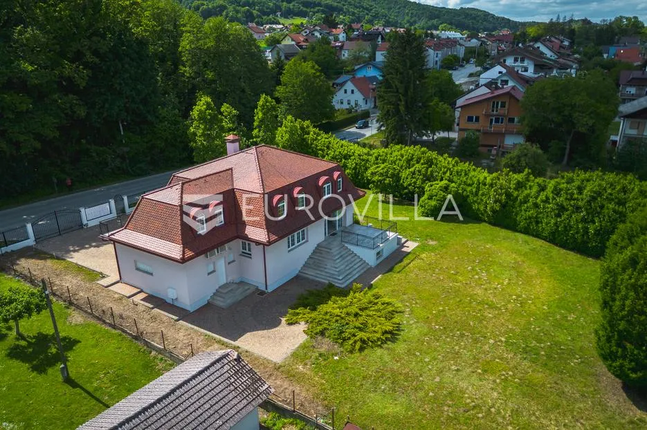 samobor, perivoj, obiteljska vila netto površine 323 m² na zemljištu 2.087 m² - slika 40