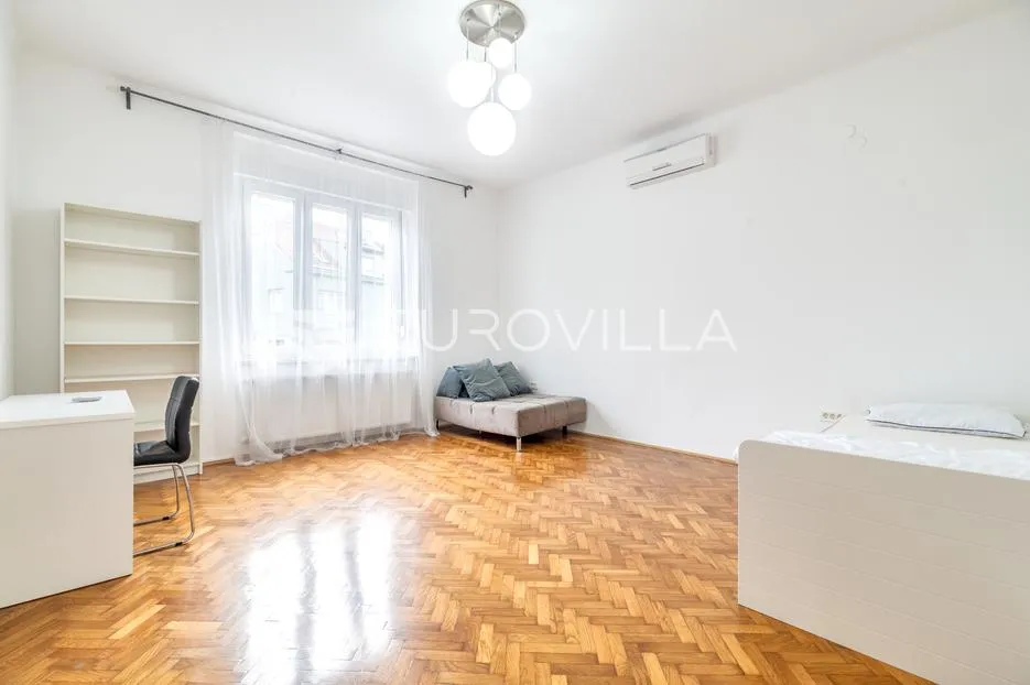 Zagreb, Petrova ulica, prekrasan dvosoban stan 75 m² - Maksimir