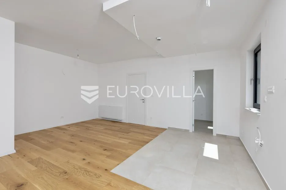 rijeka, pećine, novogradnja, luksuzan trosoban stan 105,96 m² prvi red do mora - slika 4