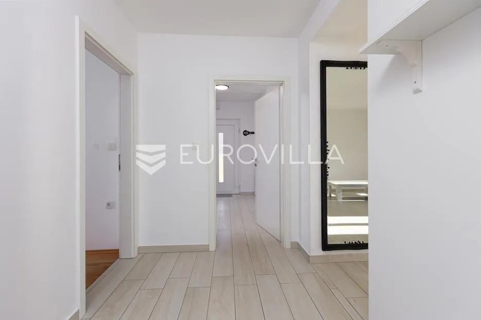 rijeka, draga, moderan trosoban stan od 82 m² sa sunčanim balkonom i sjenovitom terasom - slika 9