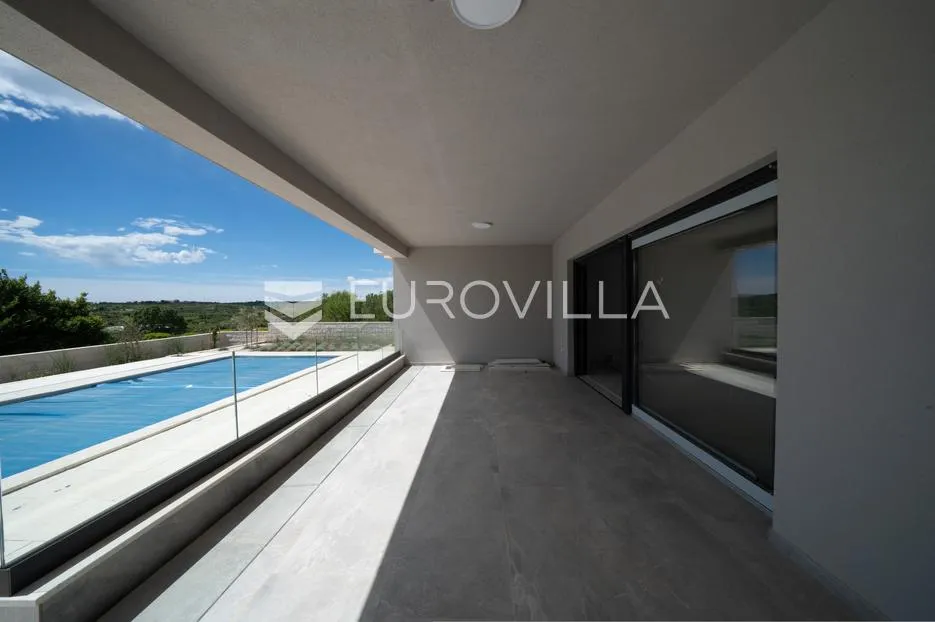 zadar, crno, moderan trosoban stan s bazenom, 95 m² - slika 29