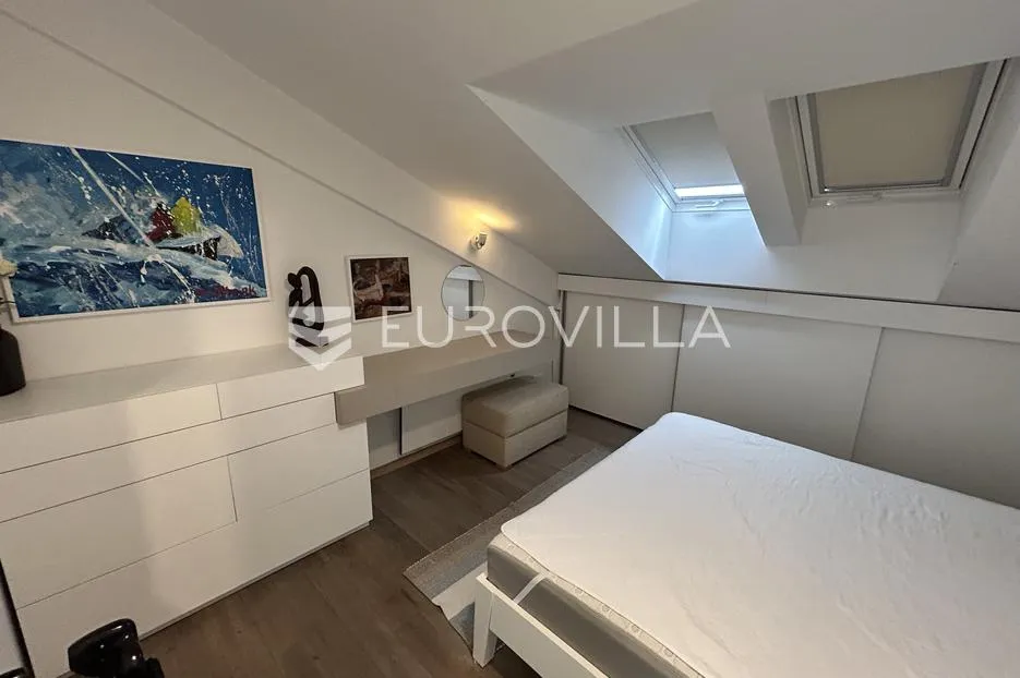 biograd na moru, trosoban stan 90,54m2 u centru grada, 50m od mora - slika 18