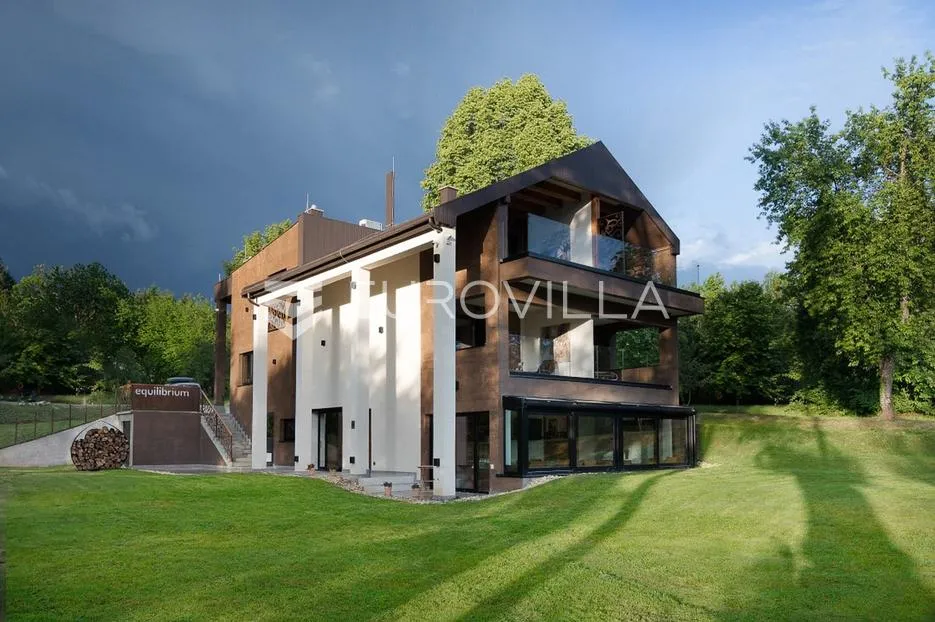 plitvička jezera, 15 ha parkovno uređenog zemljišta s prekrasnom villom - slika 2