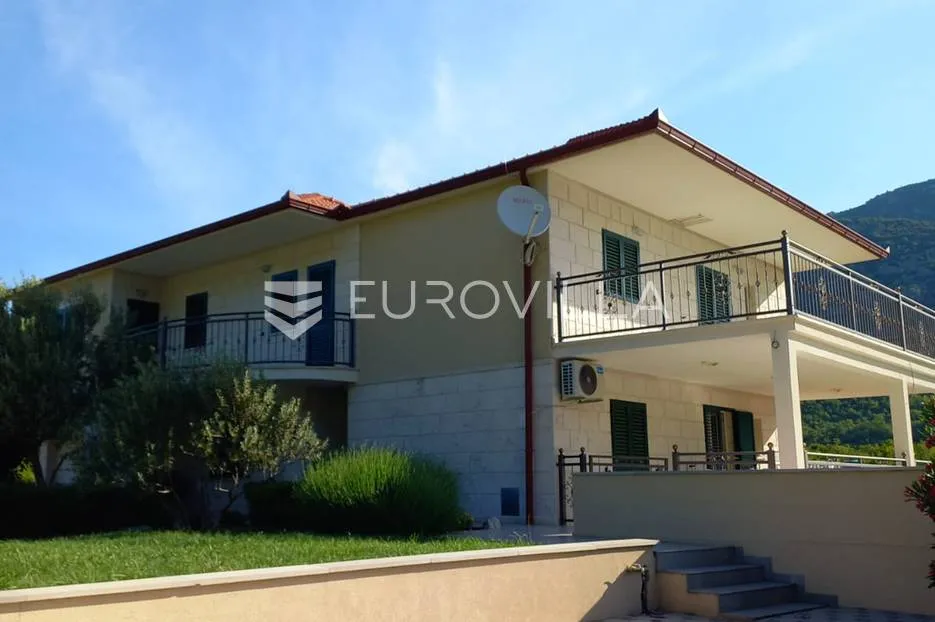 zagvozd, lijepa kuća na jedinstvenoj lokaciji - slika 3