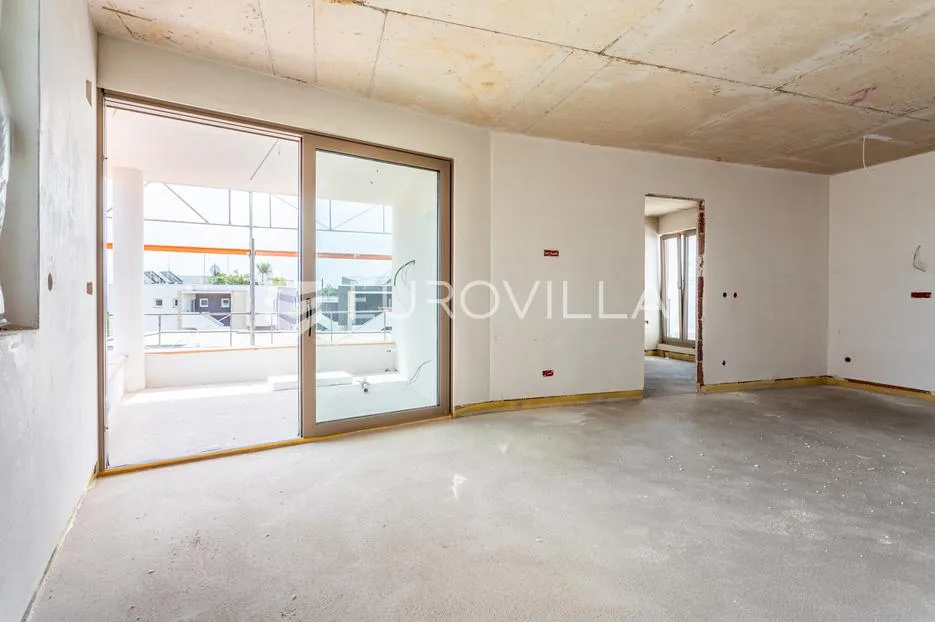 vodice, moderna novogradnja, trosoban stan s pogledom na more, 300 m od mora, 2k3 - slika 4