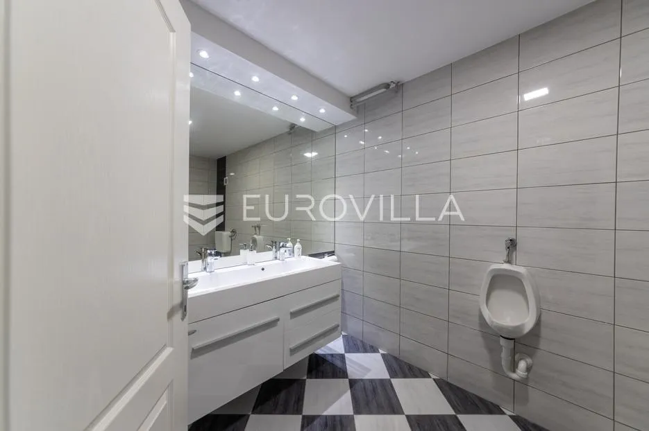 osijek, centar, zakup, opremljena poslovna zgrada prizemlje 650 m² - slika 14
