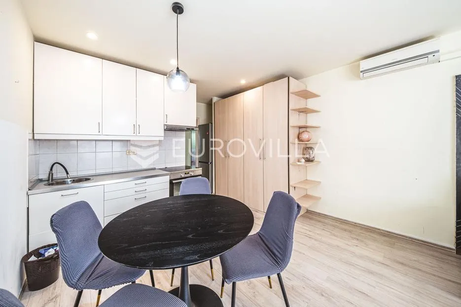 zagreb, zapruđe, novouređen i atraktivan dvosoban stan 43 m² - slika 6