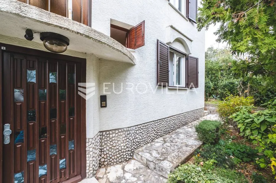 otok krk, grad krk, izvanredna kuća u prvom redu do mora nkp 260 m2 - slika 5