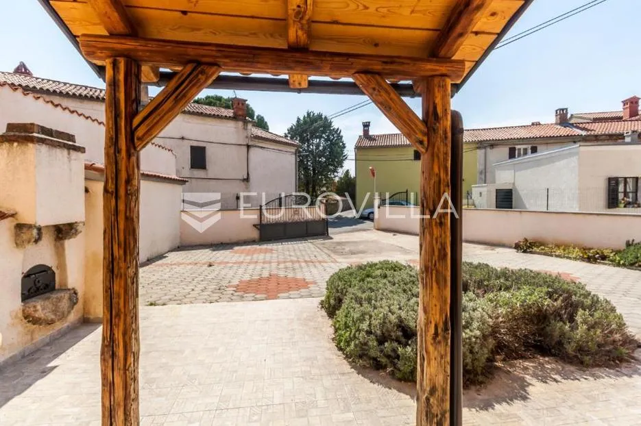 istra, marčana, kuća u nizu od 120 m² s dvorištem - slika 2