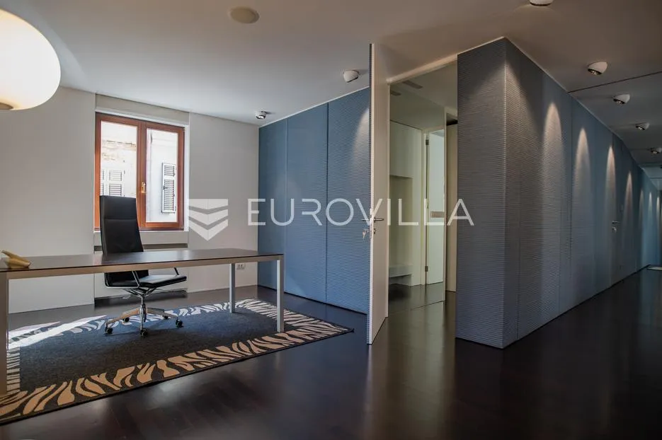istra, rovinj, prostran poslovni 171 m2 prostor u centru grada - slika 17