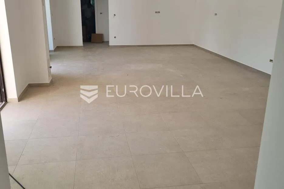 istra, labin, samostojeća vila s bazenom mirna lokacija - slika 8