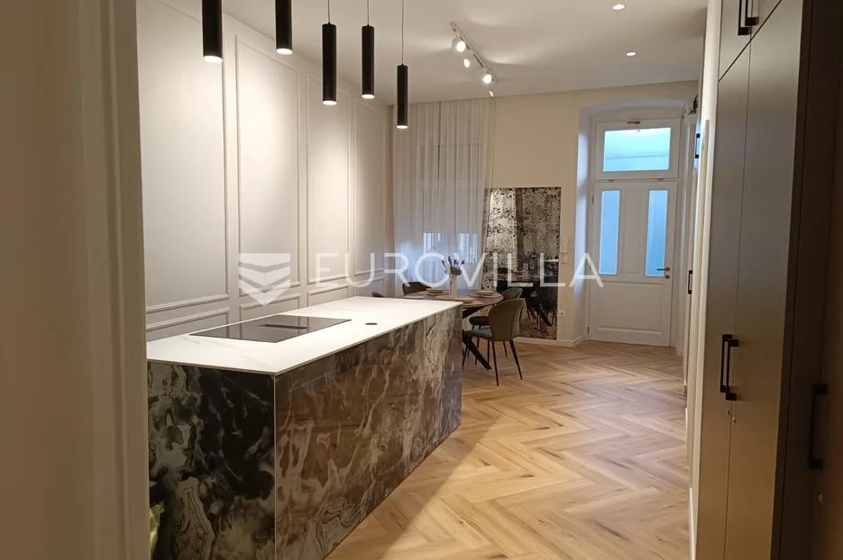rijeka, sušak, luksuzno uređen trosoban stan, 85 m² - slika 2