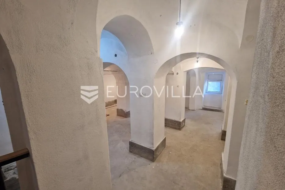 zagreb, centar poslovni prostor, 187 m² - slika 12