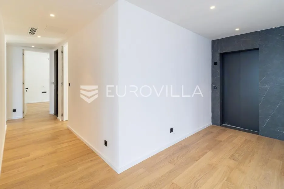 opatija, luksuzan penthose s otvorenim pogledom na kvarner, 274,93 m² - slika 14