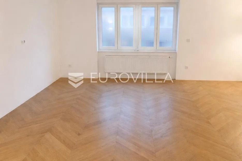 Zagreb, Jagićeva, KOMPLETNO RENOVIRAN dvosoban stan 47 m² - Donji grad