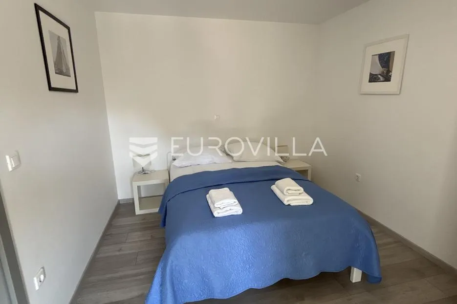 medulin, apartmanska kuća sa sedam stanova na mirnoj lokaciji - slika 47