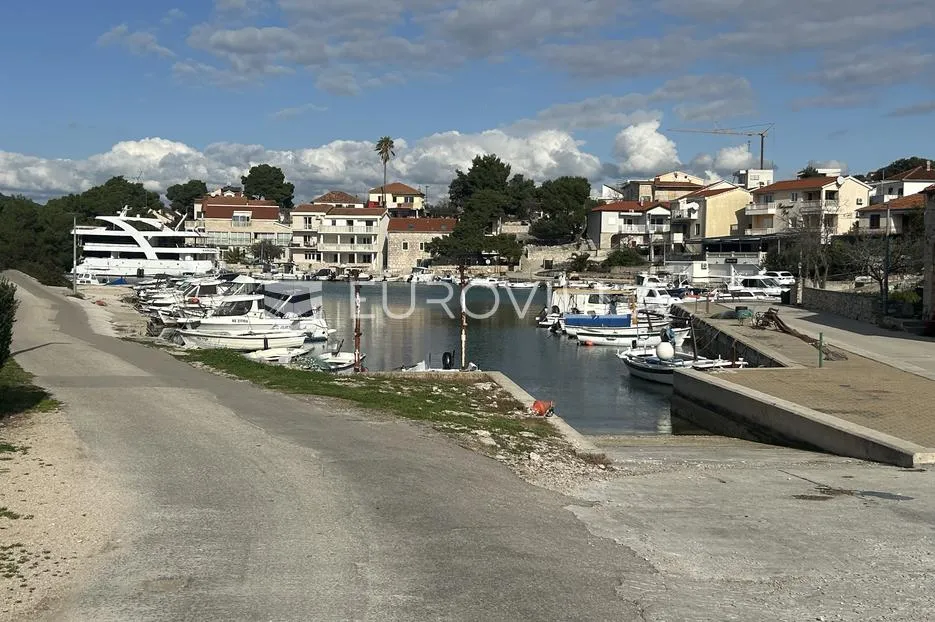 rogoznica, ražanj, građevinsko zemljište udaljeno 220 m od mora - slika 5