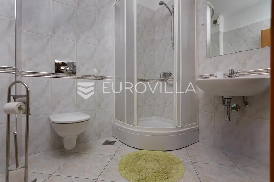 kastav, brestovice, četverosoban stan 110 m² s balkonom i otvorenim pogledom na more - slika 9