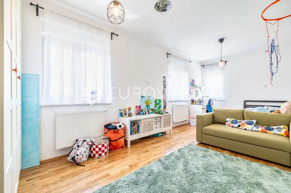 zagreb, gornja dubrava, obiteljska kuća s dva stana površine 200 m² novogradnja - slika 5