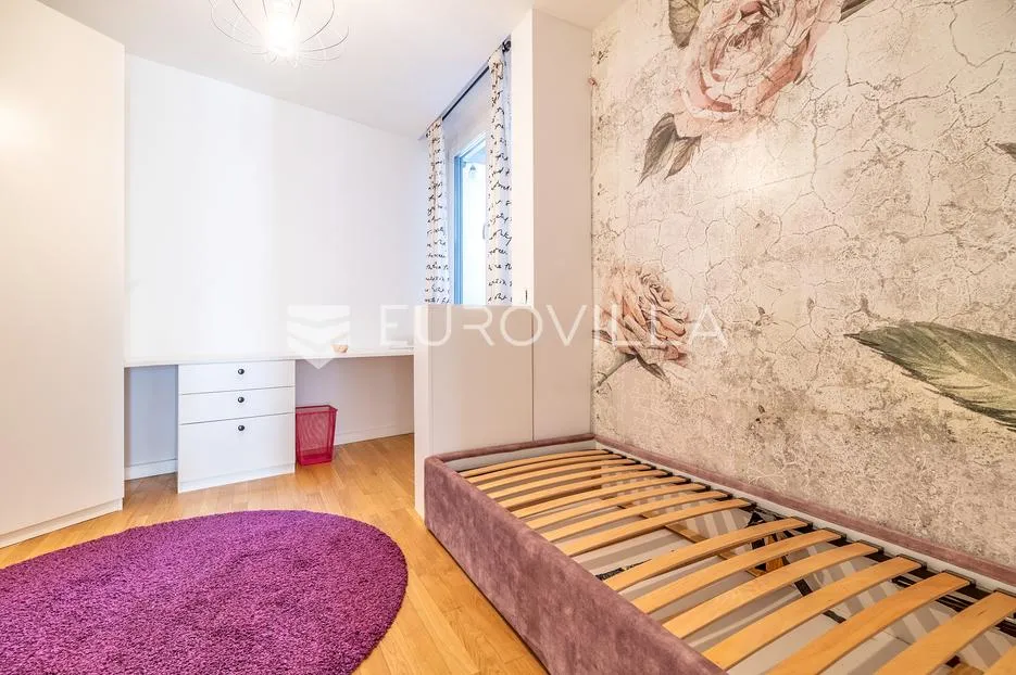 zagreb, maksimir, komforan šesterosoban stan/poslovni prostor 160 m² - slika 13