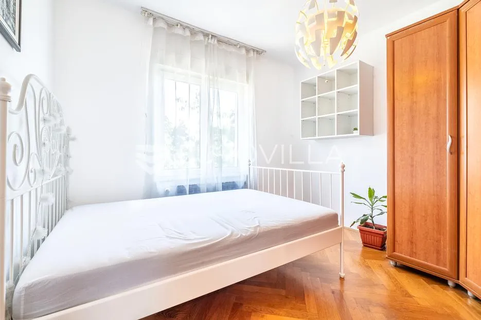 zagreb, vrhovec, atraktivna vila s vrtom i parkingom, 530 m² - slika 9